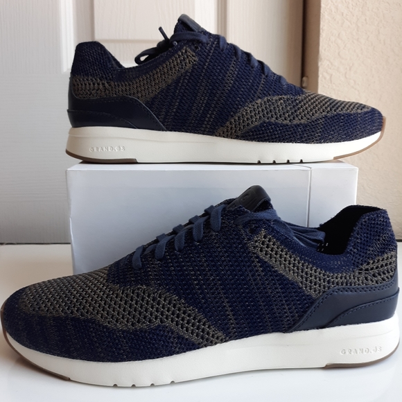 grandpro running sneaker